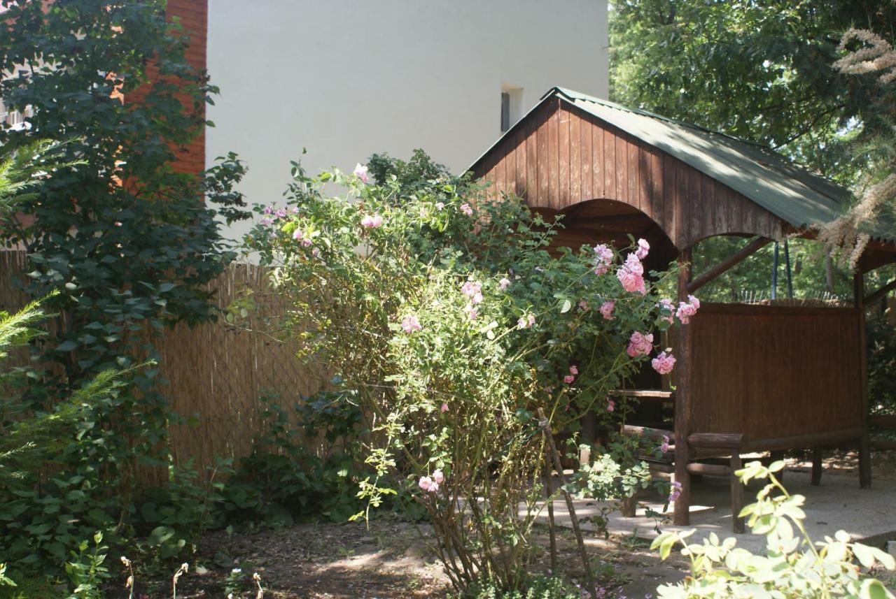 Ferienwohnung Rianas Utca Palkove Balatonrendes Exterior foto